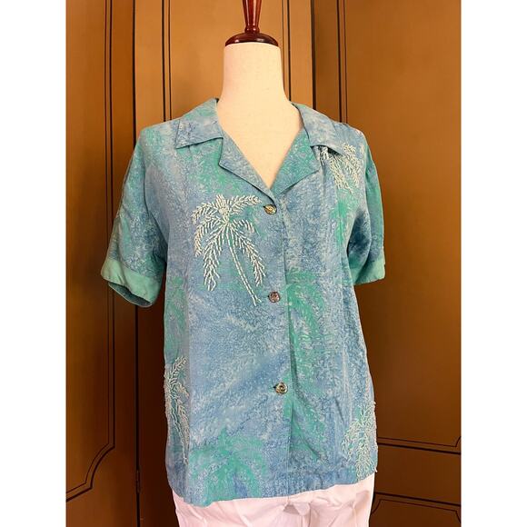 Short sleeves shirt with pearl embroideries, size S - Picture 7 of 7